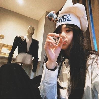 超级影后之初次做人